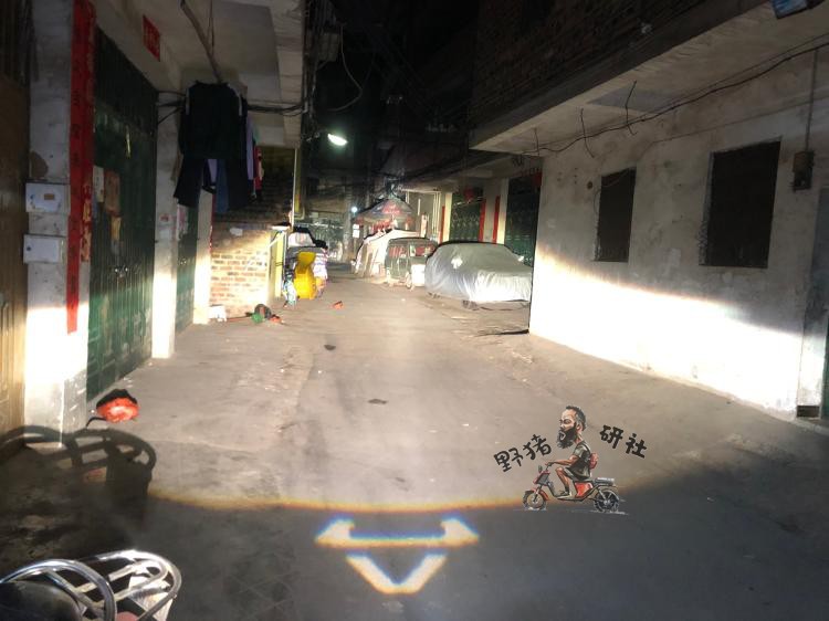 Mav N1S NGT M electric car modified Prince bull lamp living room lighting xenon lens Hella Devil Eye Dream Factory