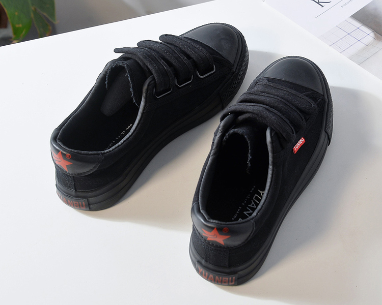 Giày vải nữ Velcro tất cả giày đen công sở xuân 2018 phiên bản mới của Hàn Quốc của giày đế bằng màu trắng hoang dã dành cho sinh viên giầy bốt nữ