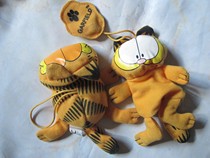 KFC Toys 2007 Garfield Plush Doll Burp Doll Invisible Key Bag Set of 2