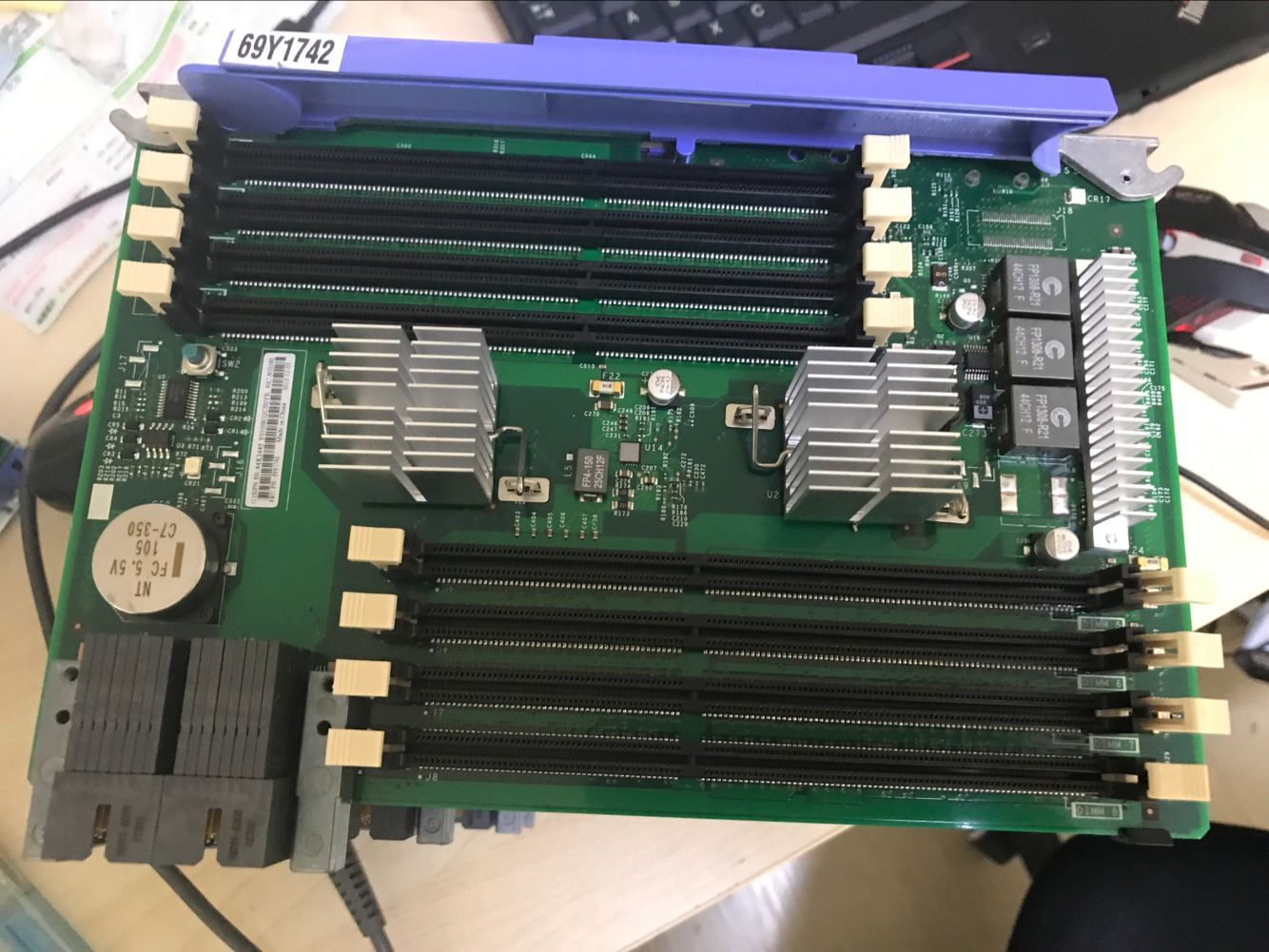 New IBM X3850x5 server memory board 69Y1888 69Y1742 Beijing spot