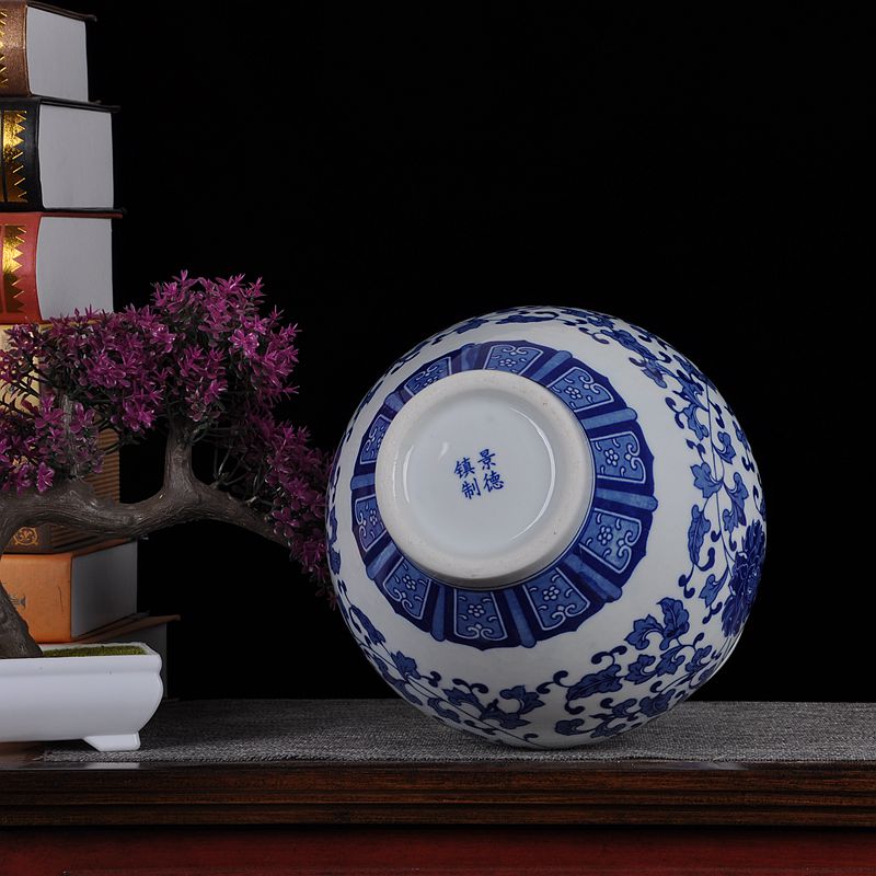 Blue and white porcelain of jingdezhen ceramics decoration vase classical home furnishing articles of new Chinese style household adornment handicraft