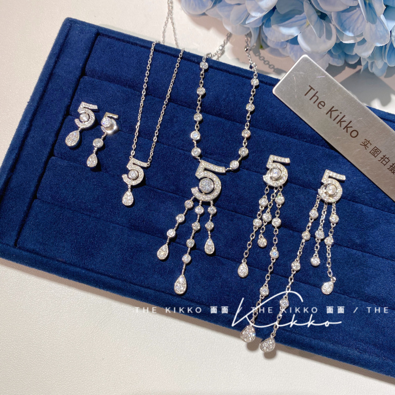 Jewelry Series No. 5 Earrings 925 Silver Plated with 18K White Gold Tassel Diamond Atmosphere and Elegance Stud Earrings Number 5