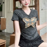 Летняя дизайнерская футболка, по фигуре, V-образный вырез, в американском стиле, тренд сезона