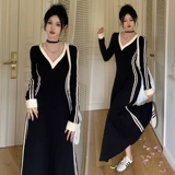 Лонгслив, футболка, длинная длинная юбка, размер, осенний, V-образный вырез, в корейском стиле, изысканный стиль, А-силуэт