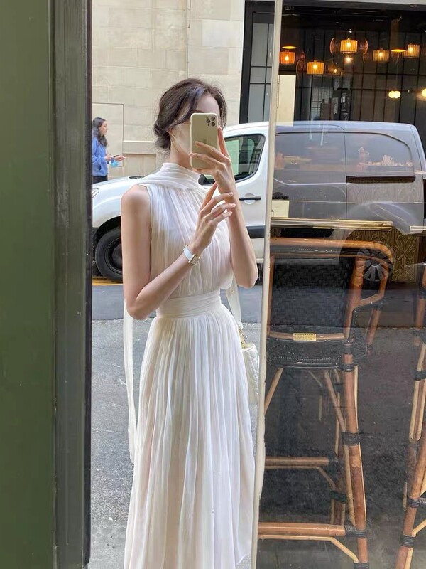 Greek Goddess White Dress 2024 Summer Pure and Gentle Style Egyptian Fairy Sleeveless Halter Neck Ribbon Long Dress