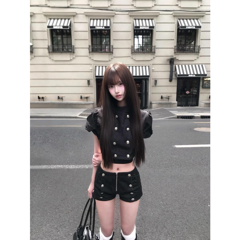 Sweet and Cool Dark Style Outfit with Subculture Vibe, Puff Sleeves, Double-Breasted Short-Sleeve Top Paired with Low-Waisted Shorts Set Sweet and Cool Dark Style Outfit with Subculture Vibe, Puff Sleeves, Double-Breasted Short-Sleeve Top Paired with Low-Waisted Shorts Set