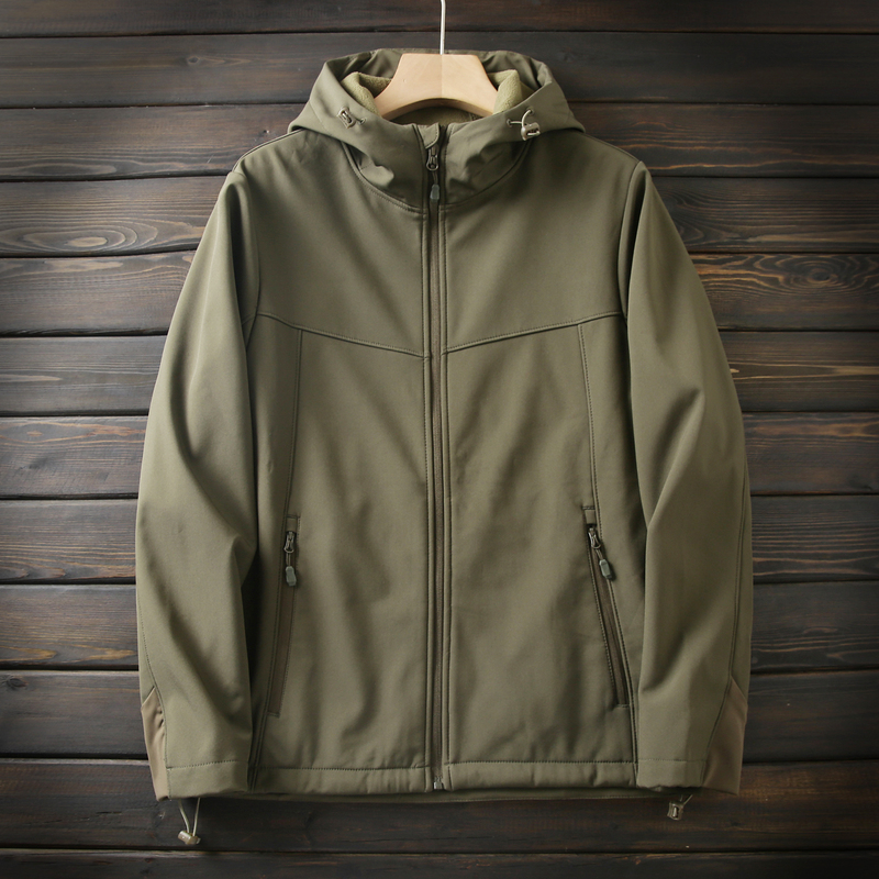 Hot Item ! Fleece-Lined for Warmth! Men's Outdoor Windproof and Waterproof Thickened Hooded Softshell Jacket for Autumn