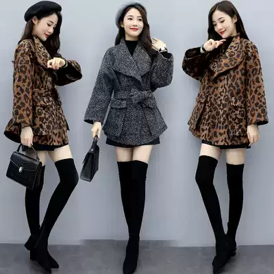 European station woolen coat women's short 2020 autumn and winter new small fashion popular BAO WEN woolen coat