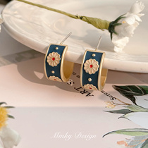 Nanako Showa ear clip without ear hole female oil painting tea can clip earrings