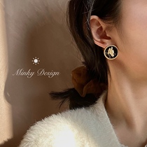 Lady vintage ear clip in ancient Hong Kong flavor earrings earrings Heben women without ear hole spiral ear clip ear studs