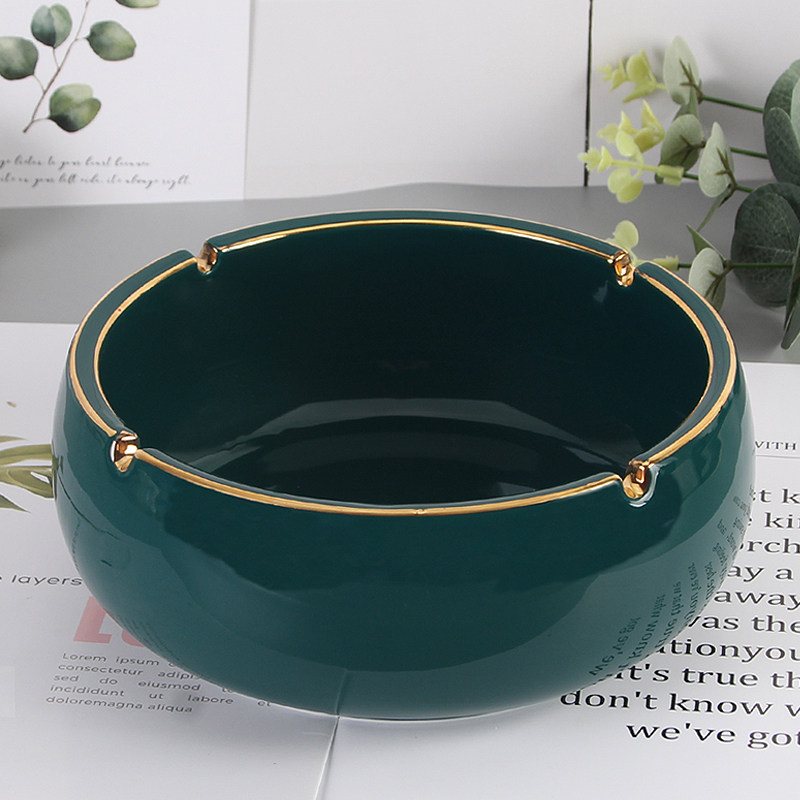 Extra large family living room office large capacity Central European high-grade creative personality anti-fly ash ceramic ashtray