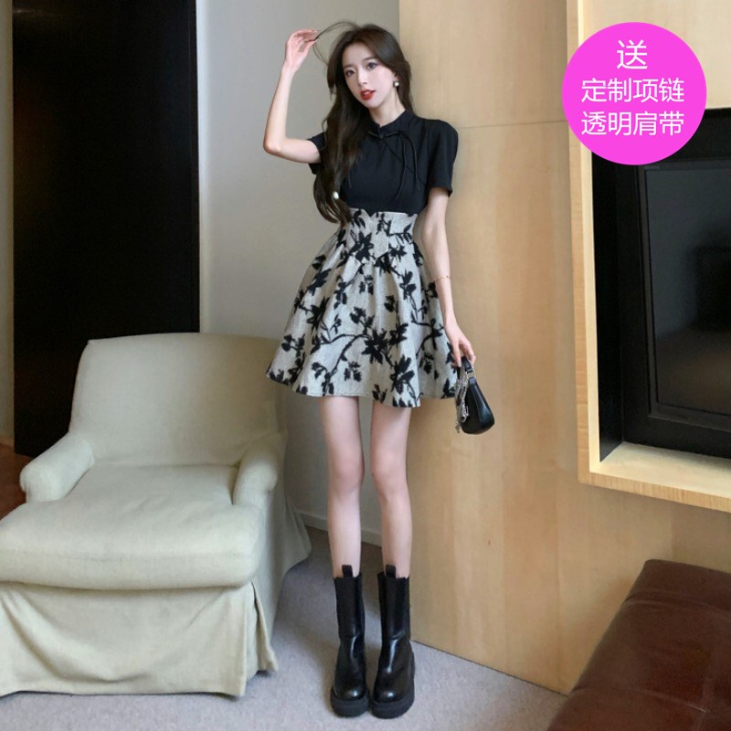 French-Style Fake Two-Piece Petite New Chinese-Style Dress, Summer 2026 New Model, High-End Hepburn-Style Little Black Dress