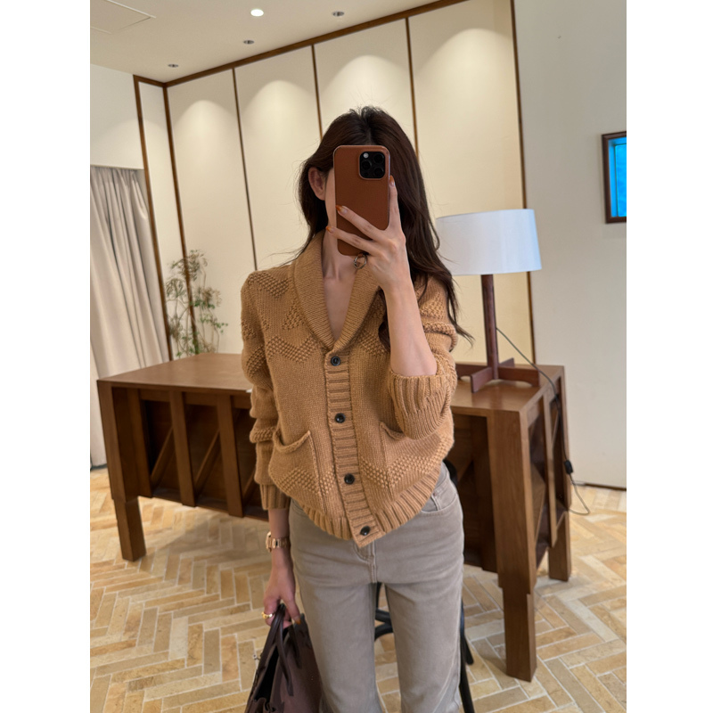 Fang Yuan Yuan Original Three-Dimensional Woven Green Fruit Collar Wool Knit Cardigan for Women, Sheep Wool Casual Style Long-Sleeve Sweater