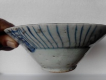 In the middle of the Qing Dynasty hand-painted blue and white lingzhihua bowls old porcelain collection old antiques antiques miscellaneous Fidelity