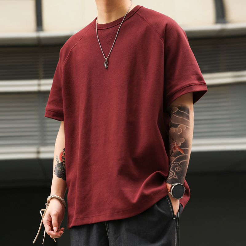 Bgyo Luqi Inverted Triangle Splicing 210g Double-Sided Twill Short-Sleeve T-Shirt for Men, Ancora Red Raglan Sleeve Tee