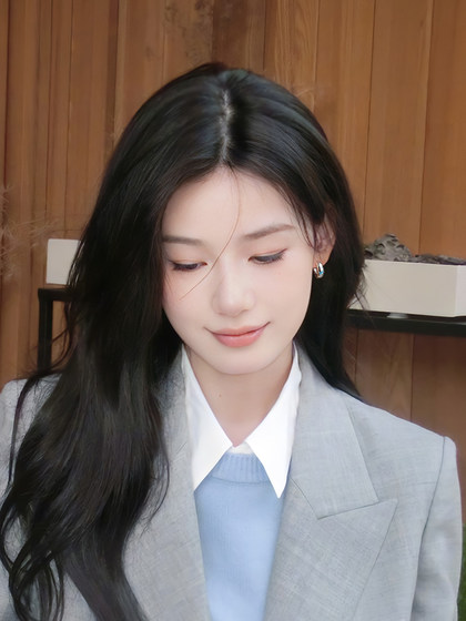 절묘한 블루 나비 귀걸이 틈새 디자인 고급 귀 버클 간단한 기질 이어링 여성 독특한 개인 귀걸이