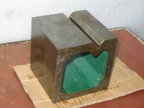 Old products: 100mmX100mm scribing square box measuring table V-slot square box-