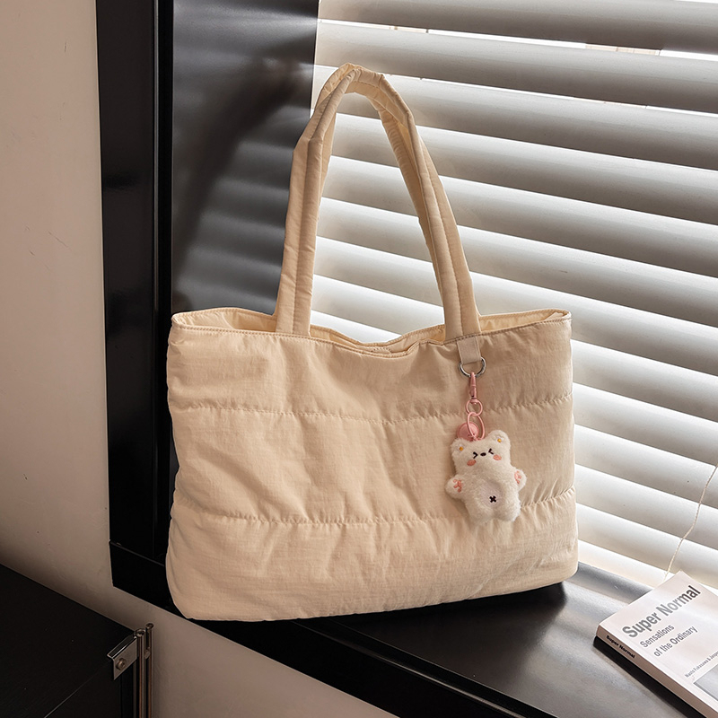 Winter Large-Capacity down Bag for Women 2025 New Korean Style Commuter Tote Bag High-End Hand-Held Cotton Clothing Bag Winter Large-Capacity down Bag for Women 2025 New Korean Style Commuter Tote Bag High-End Hand-Held Cotton Clothing Bag