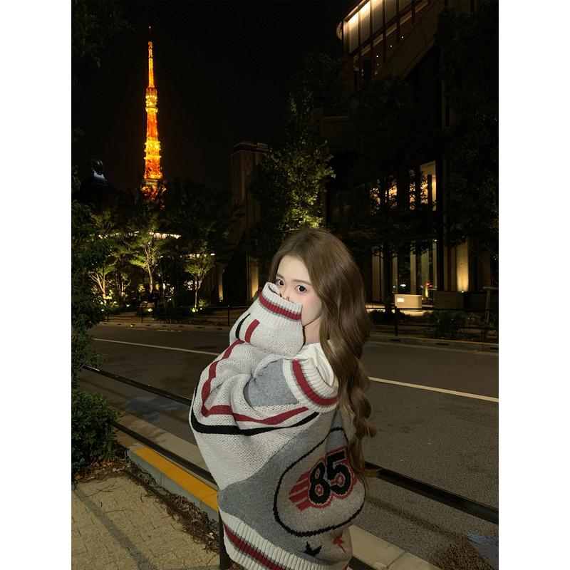 Gyokuu【Eastern Time Zone】Color-Blocked Batwing Sleeve Loose Sweater
