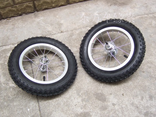 Roues de vélo 12 pouces - Ref 2384564 Image 7