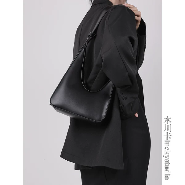 Товары от 木川卡luckystudio