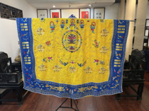 The Taoist priests uniform is restored with all-gold old-style Kowloon imitation handmade Taoist high-gong robes and robes in multiple colors to choose from.