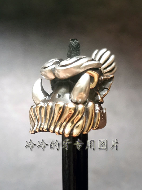 Russian Peskov brother Tan - Shark ancient Orc Limited Handmade knife crash and tail rope