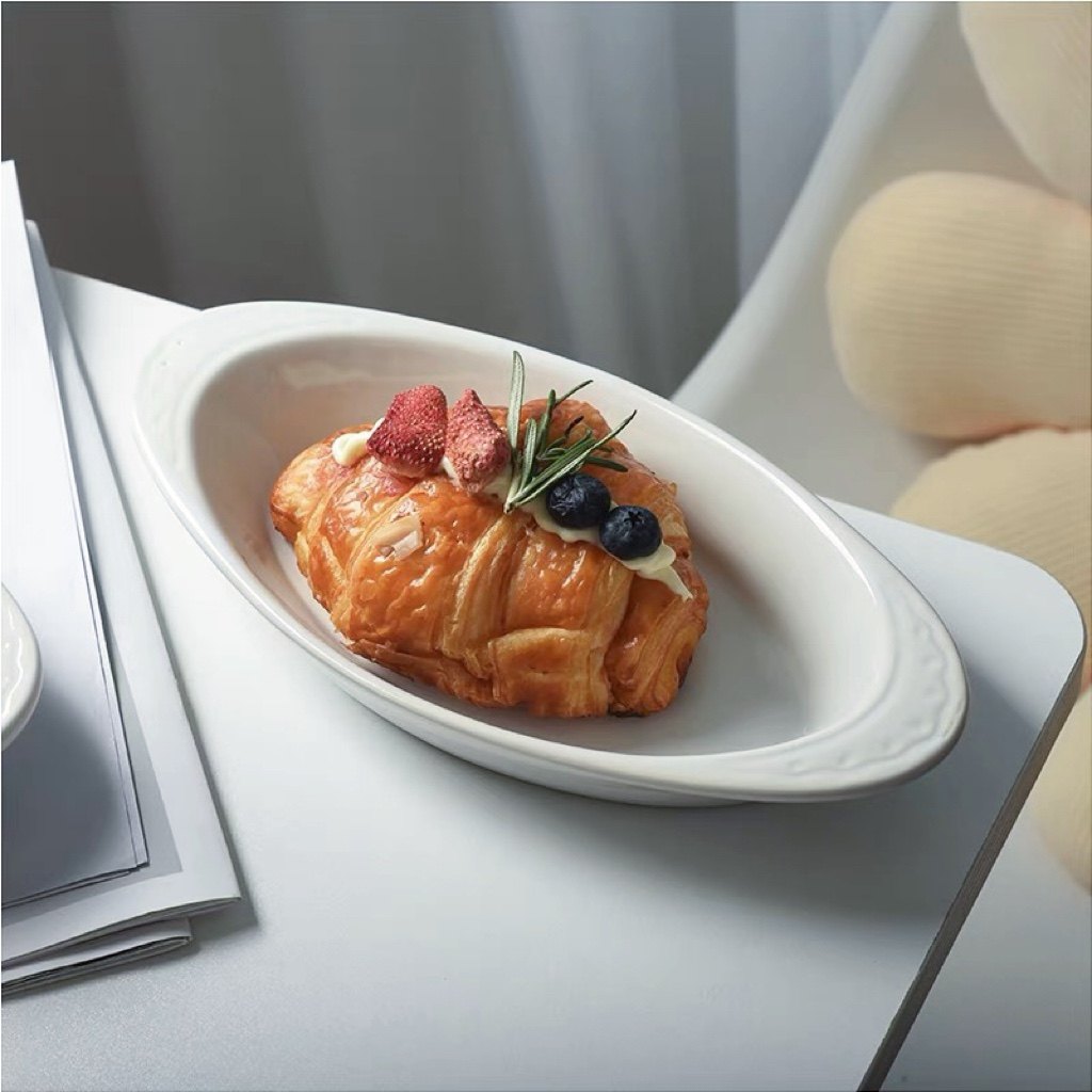 Beauty Blue Ceramics Ins style cutlery Tableware Abnormal boat Bowl Breakfast Bowl salad bowls Mind bowls Mind bowls Sweet Bowl Blemishes