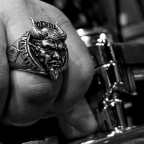 DW Devil Whisky Joint Money Trend Retro West Coast Ghost Head Individuality Custom 925 Pure Silver Ring Ring