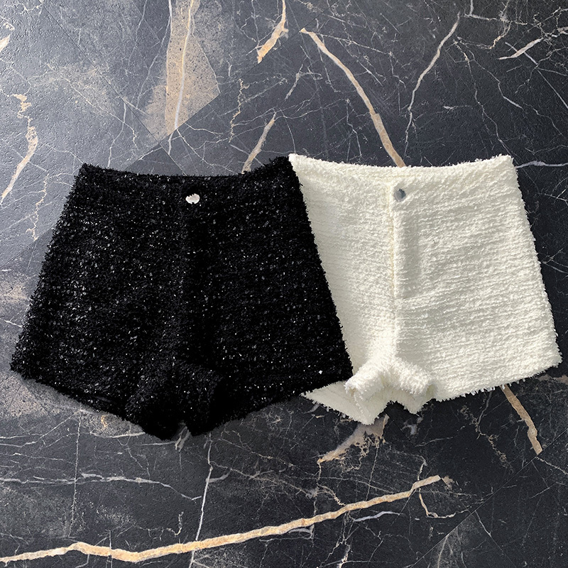 Chic Tweed High-Waisted Shorts for Women, Autumn and Winter 2024, A-Line Little Black Pants, Elegant Style, Shiny Wide-Leg Bootcut Pants