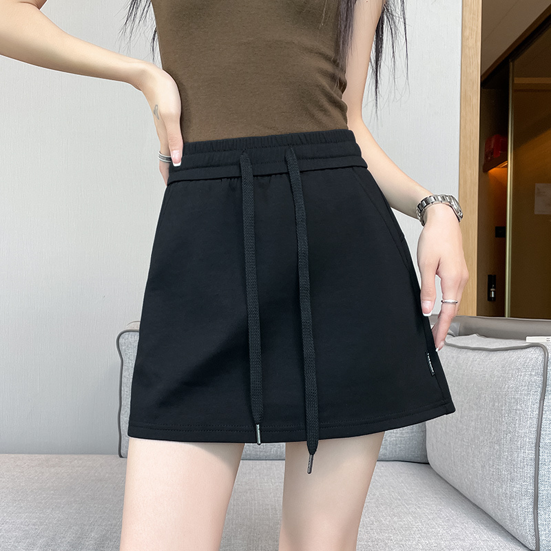 Black Anti-Exposure Skirt for Women, Summer Thin Large Size Drawstring Skirt That Covers the Hips, Suitable for Petite Figures, Sporty and Casual 100kg A-Line Skirt