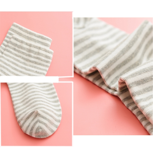 10 đôi vớ tình yêu mới của phụ nữ màu cotton rắn bốn mùa vớ sọc sọc cotton giản dị mồ hôi quà tặng bông đóng hộp tất cổ ngắn