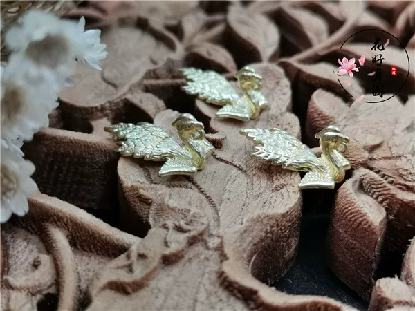 Товары от 话不易说