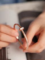 VCA DIY bracelet womens 18k rose gold fashion T-shaped half diamond bracelet sterling silver sense of luxury niche design