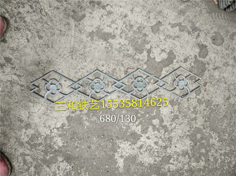 Sanhe wrought iron gate railing accessories cast iron gate flower