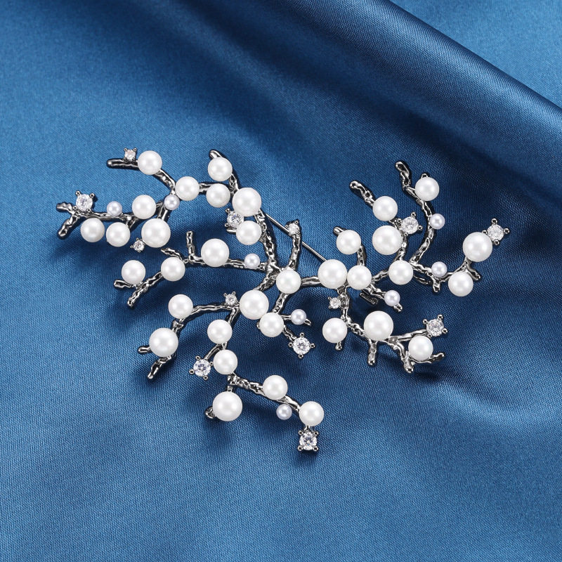 High-end Atmospheric Brooch Superior Sensation Sparkling Fireworks Brooch Pearl Chest of Chest Flowers Pendant with Dual-use Large Clothing Accessories-Taobao