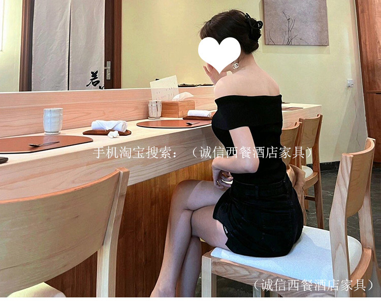 Впереди таблица суши и председатель.