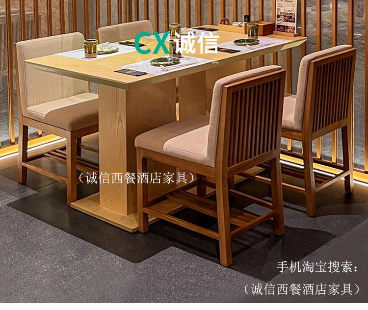 Впереди таблица суши и председатель.