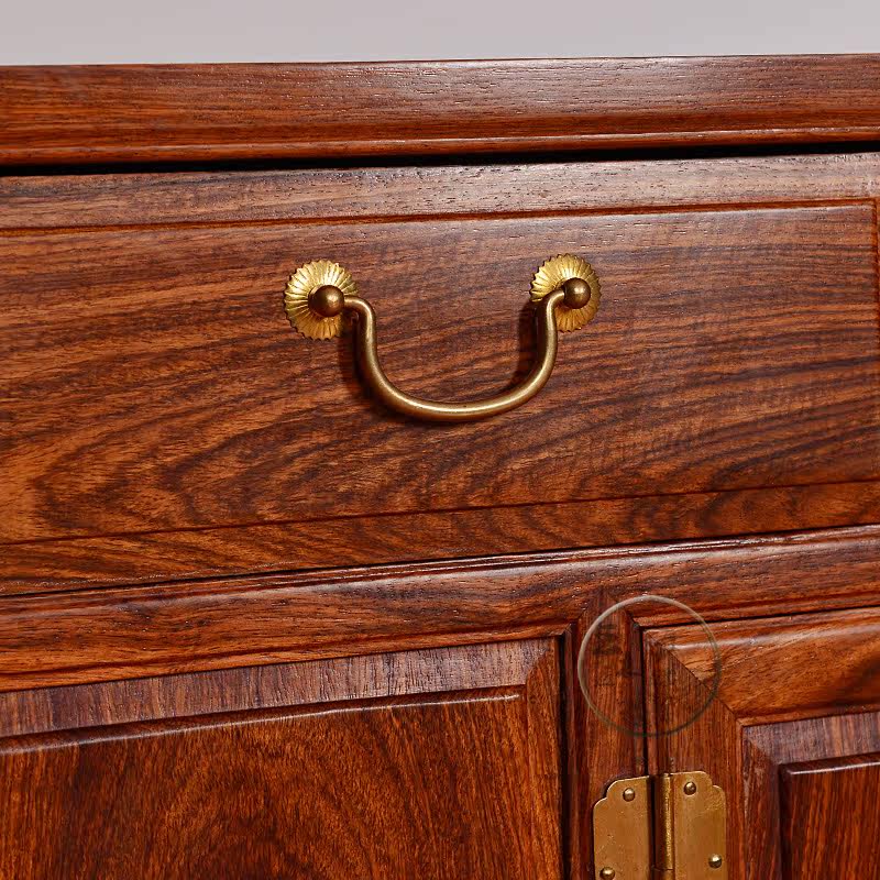 ��ľ��ʵľ����ľ�ͱ߹����