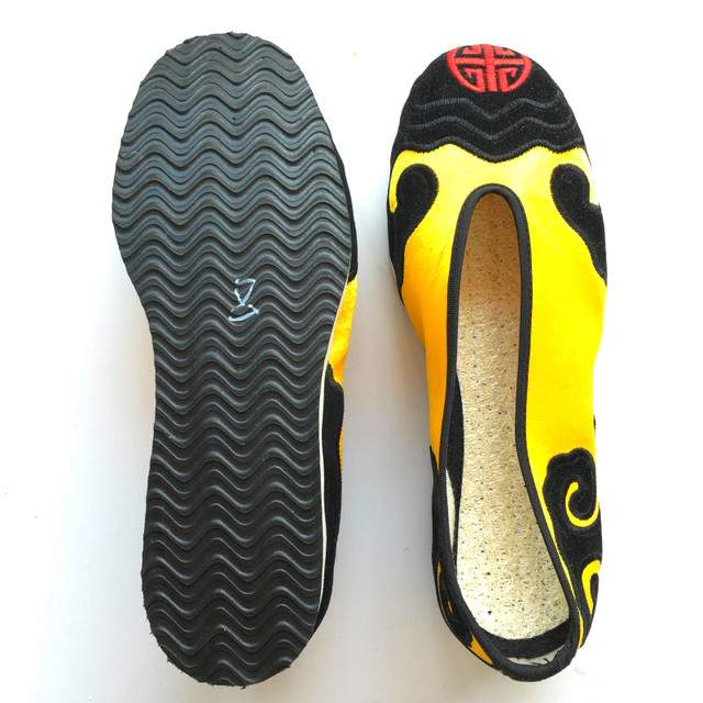 Supplies: Taoist Shoes, Martial Arts Shoes, Ten-Direction Shoes, Cloth Shoes, Cloud Hook Shoes, Sports Shoes, Socks, Hats