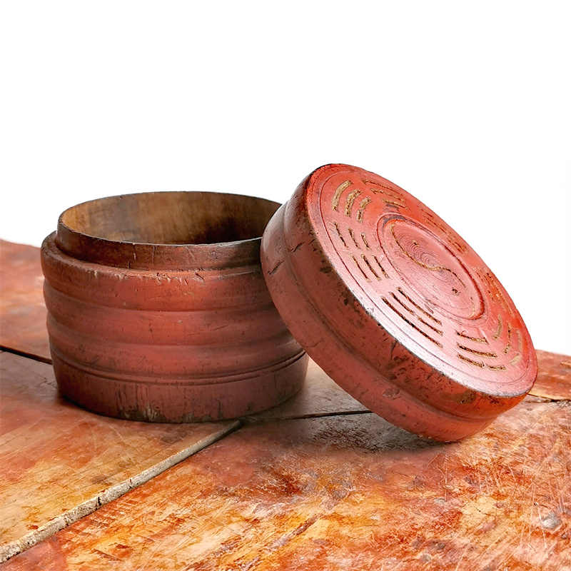 民国 朱漆竹编盒 民国 朱漆竹编盒 竹杂件- Top 50件竹杂