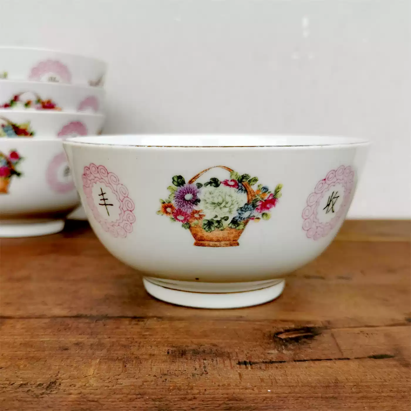 中国醴陵 花籠柄 「四季豊収」茶碗 2客セット中国醴陵 花籠