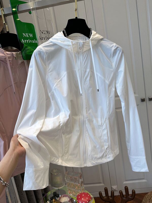 European High-End Hooded Fashion Sun Protection Jacket for Women, Ice-Feel Slim Fit Sports, New Summer 2026 Model