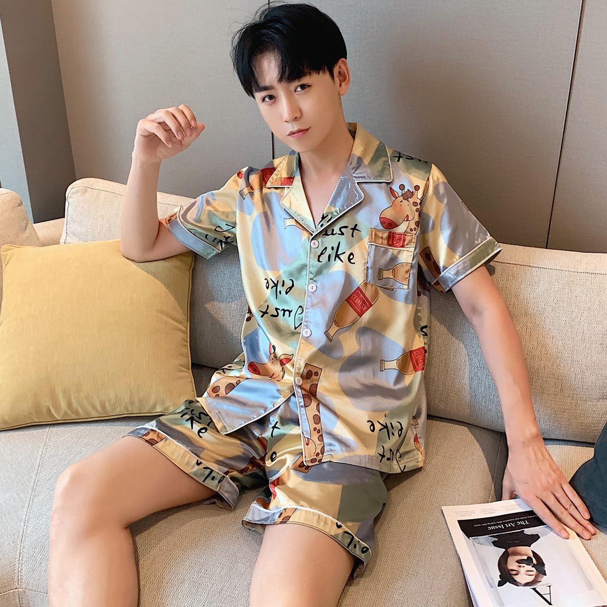 (100% Mulberry Silk) Men's Pajamas Summer Thin Short Sleeve 2021 New Large Size Silk Satin Homewear