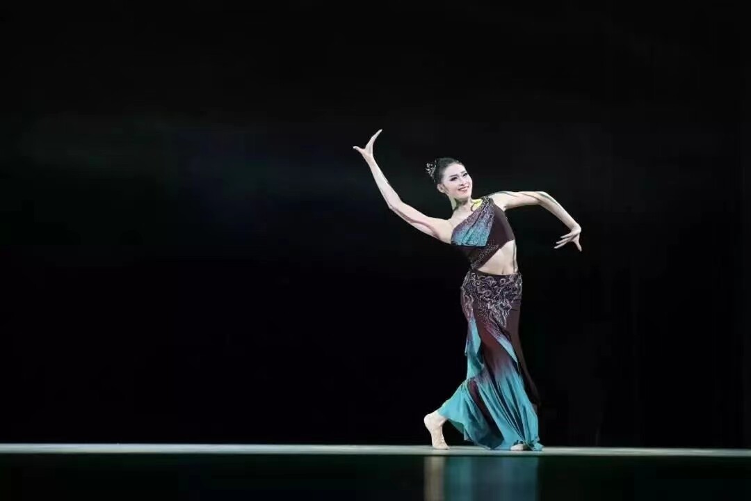 Spring's Meng's 12th Peach Plum Cup Fourth Original Dance Costume Stage Performance of Costume Customize