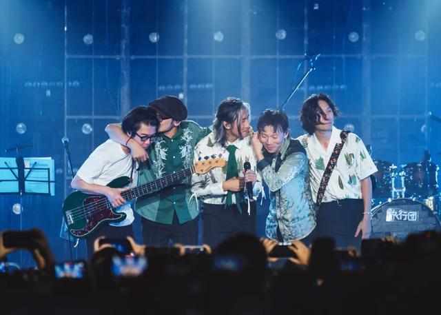 【大麦】旅行团乐队《爱上这样的疯狂》 2023巡演-杭州站