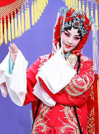 【北京】长安大戏院 7月5日京剧《锁麟囊》