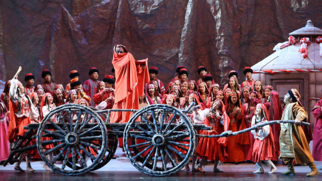 国家大剧院原创歌剧《冰山上的来客》