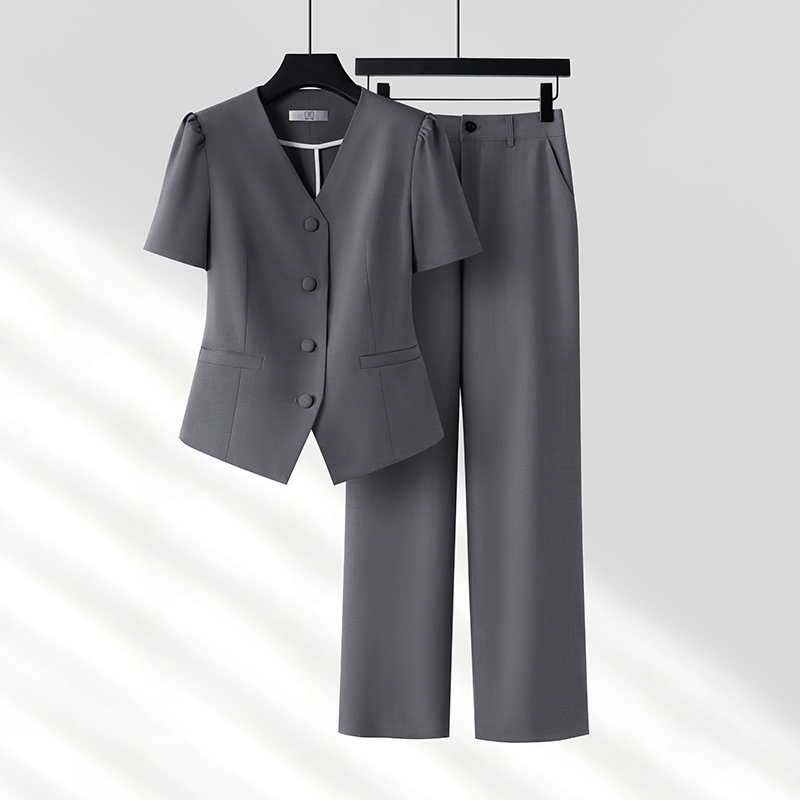 Gray Suit Set for Women, Summer Thin Business Attire, Complete Set for Commuting, Elegant Goddess Style Short-Sleeved Blazer