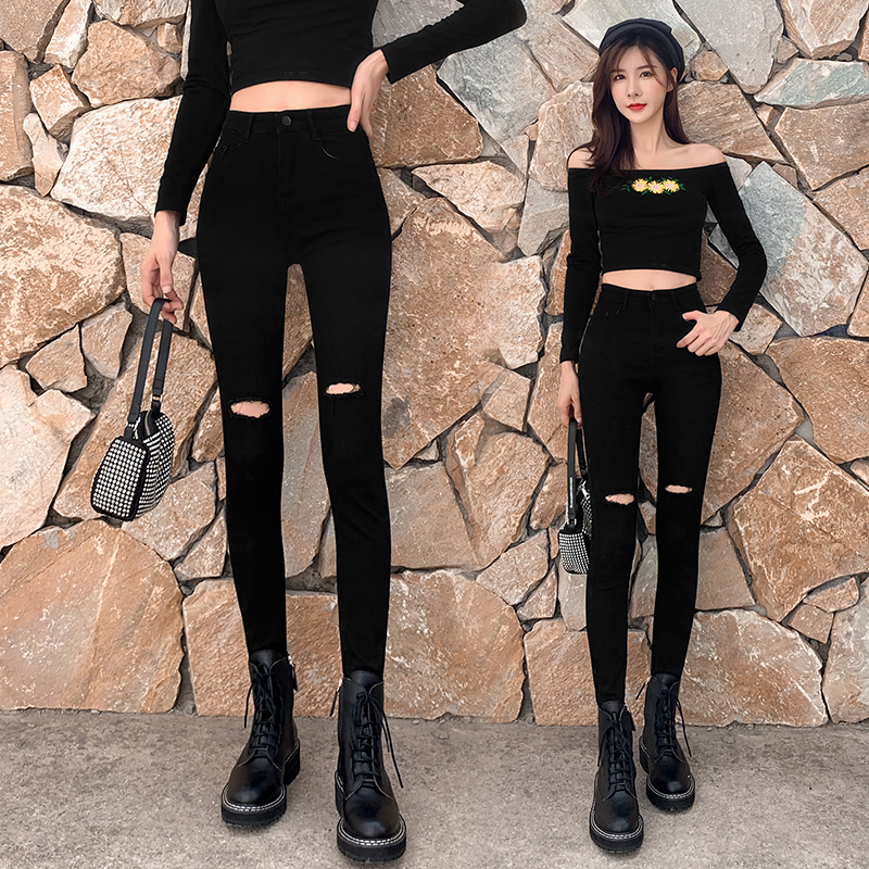 2022 new style knee ripped jeans women's black pencil pants net red Korean version high waist slim slim nine points pants